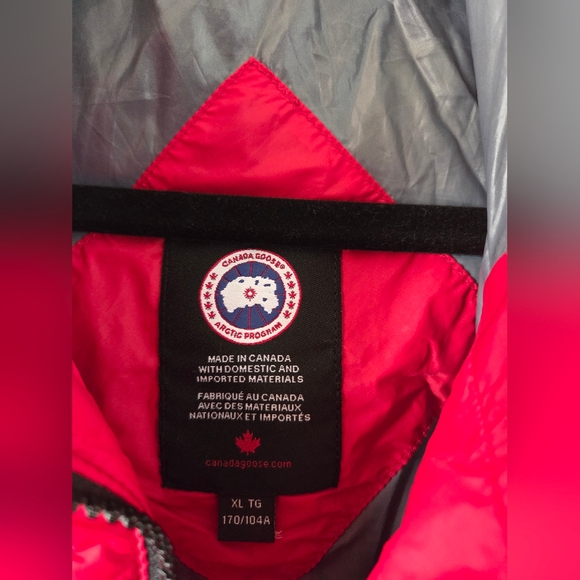 Canada Goose | Red Abbott Hoody - Picture 5 of 15